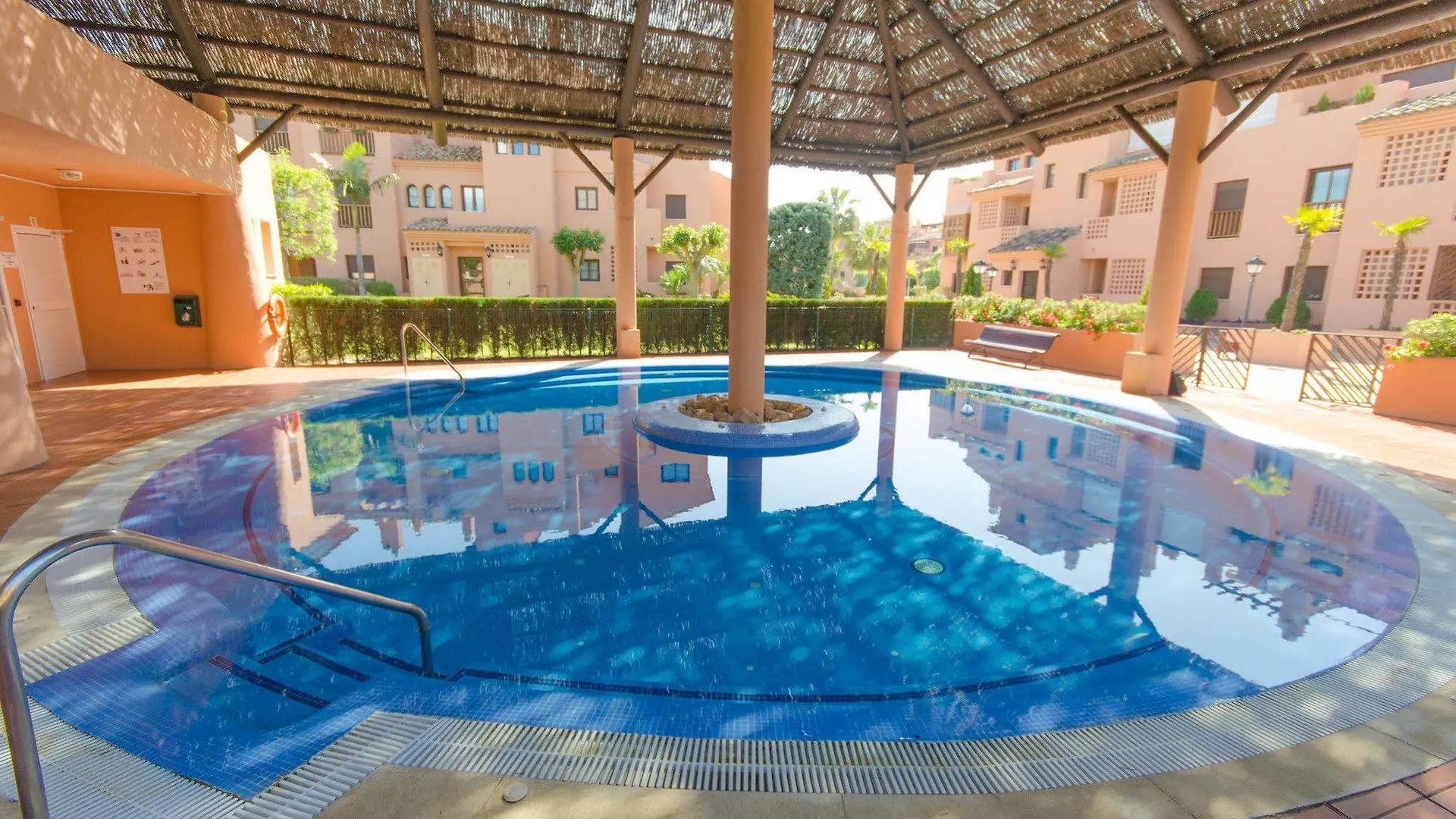 ** 酒店 Galindo Beach El Saladillo 埃斯特波纳 西班牙