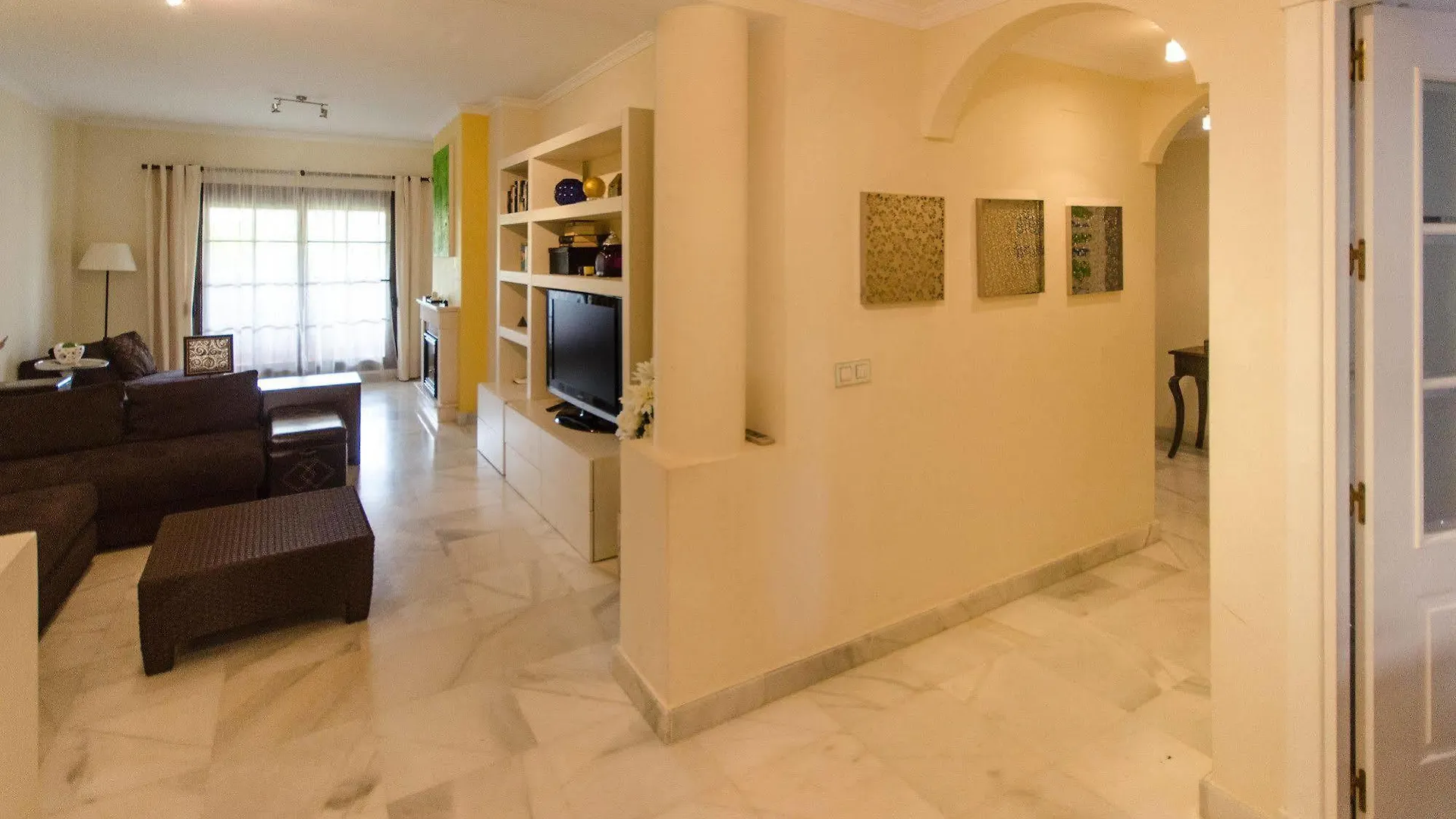 Galindo Beach El Saladillo 埃斯特波纳 酒店