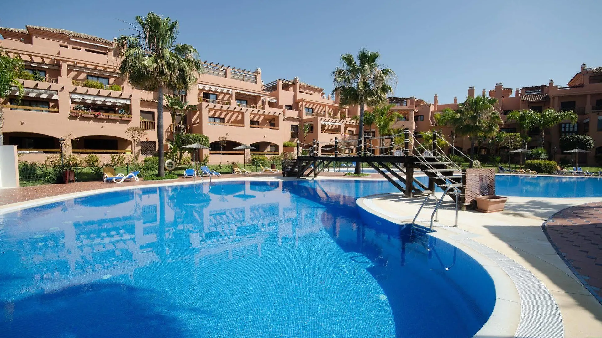Galindo Beach El Saladillo 埃斯特波纳 酒店